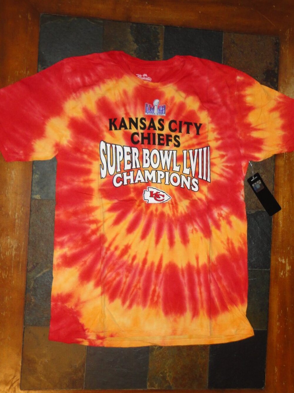 KANSAS CITY CHIEFS Majestic Super Bowl LVII Tie Dye T Shirt Size L NWT!!